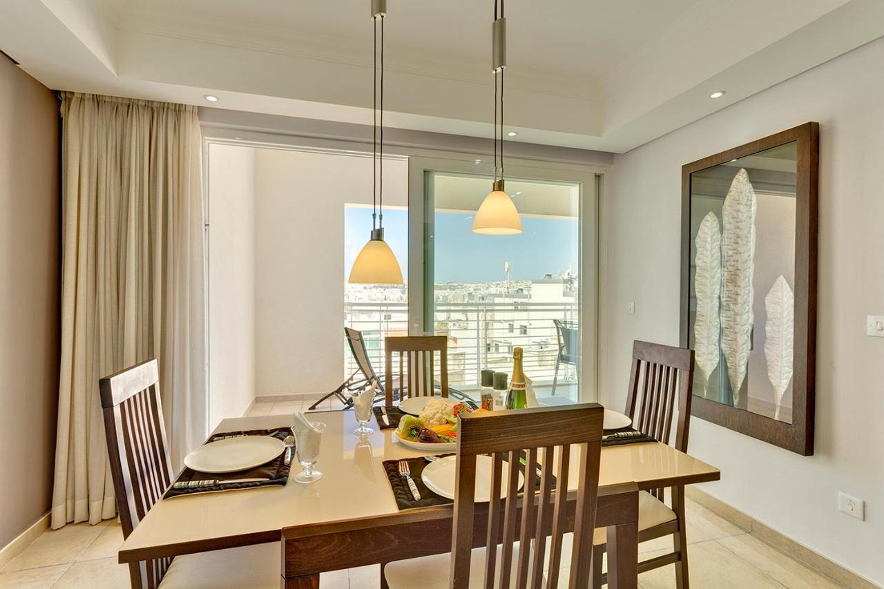 Luxury Apartment Inc Pool & Views Sliema Zewnętrze zdjęcie