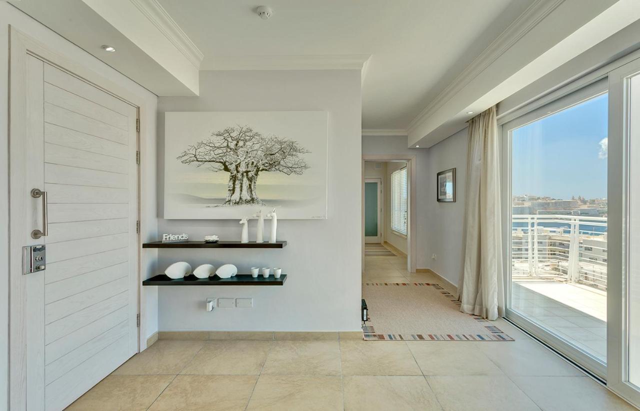Luxury Apartment Inc Pool & Views Sliema Zewnętrze zdjęcie