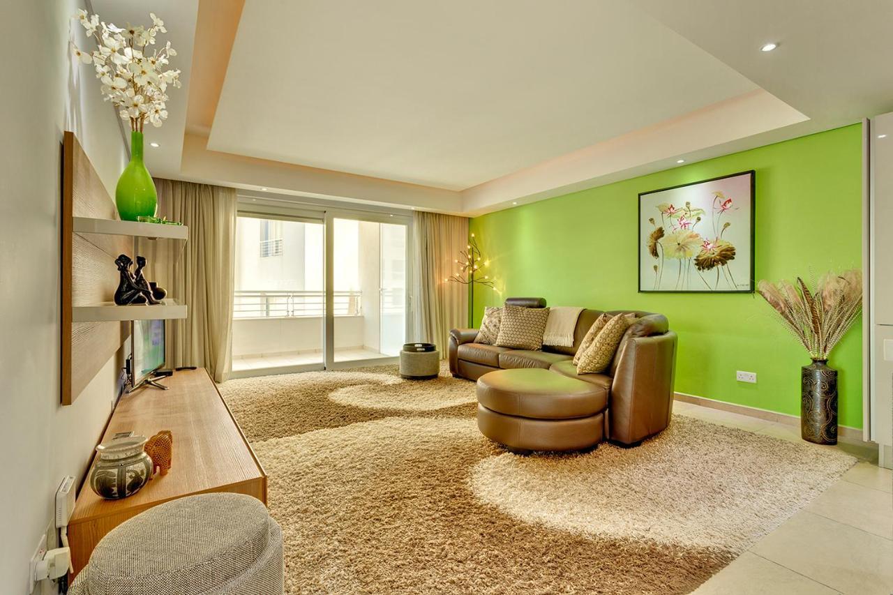 Luxury Apartment Inc Pool & Views Sliema Zewnętrze zdjęcie